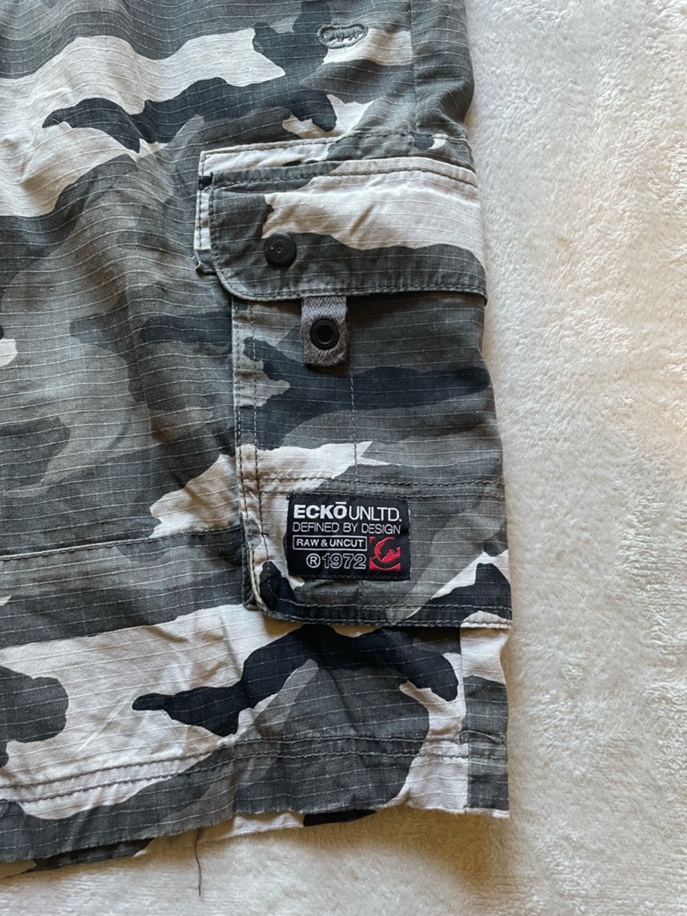 Ecko Unltd Beveler Cargo Shorts Mens 46 Gray Camo Ripstop - Picture 2 of 4